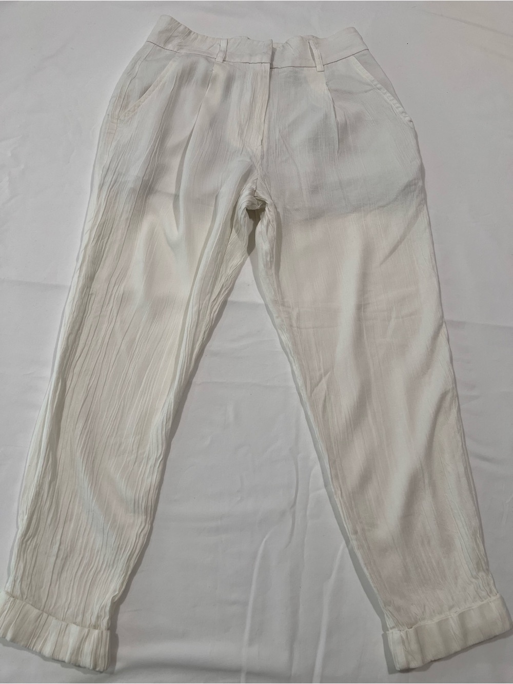 Forever 21 White womens Pleated Casual pants